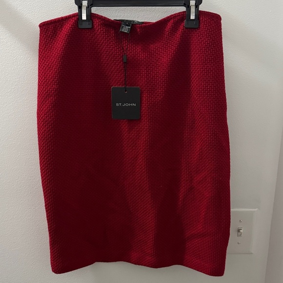 St. John Vibrant Red Pencil Skirt